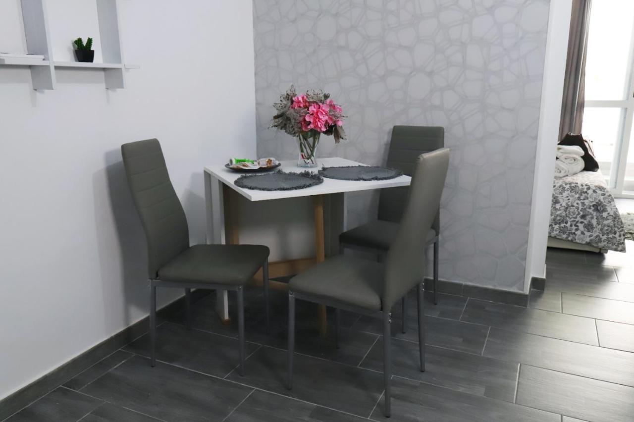 Suite Nicolai 165 Bari Exteriör bild